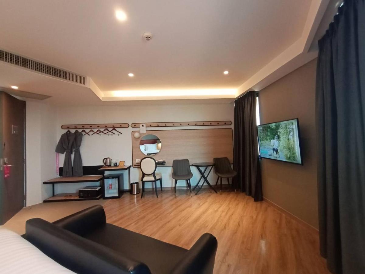 Hotel Scarlett Ban ba Ngan Εξωτερικό φωτογραφία