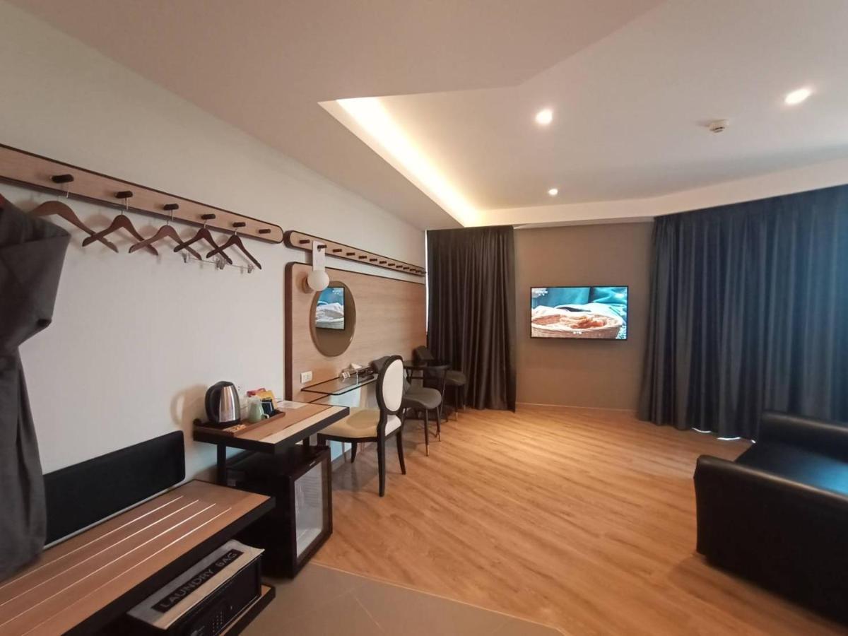 Hotel Scarlett Ban ba Ngan Εξωτερικό φωτογραφία