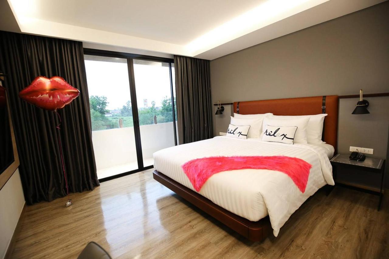Hotel Scarlett Ban ba Ngan Εξωτερικό φωτογραφία